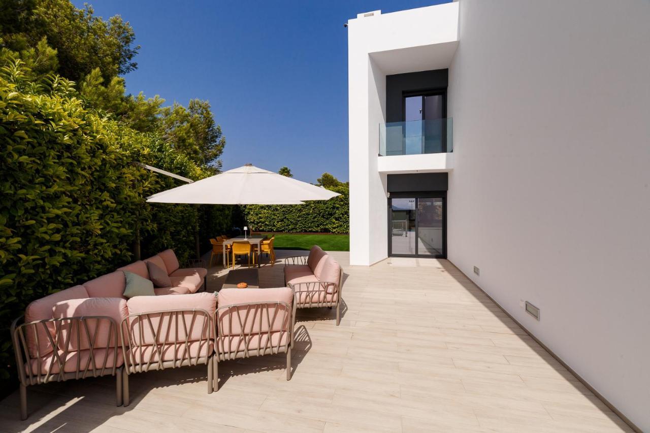 Vakantiehuis Emyla New Modern With Gym 5 Min From Pacha Y Lio